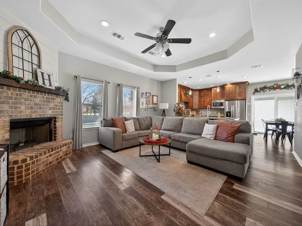 121 Harmon Rd, Gun Barrel City, TX 75156