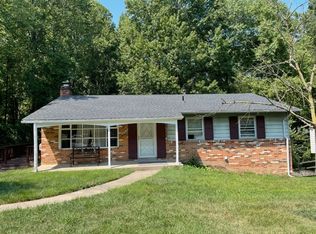 12512 Colby Dr, Woodbridge, VA 22192