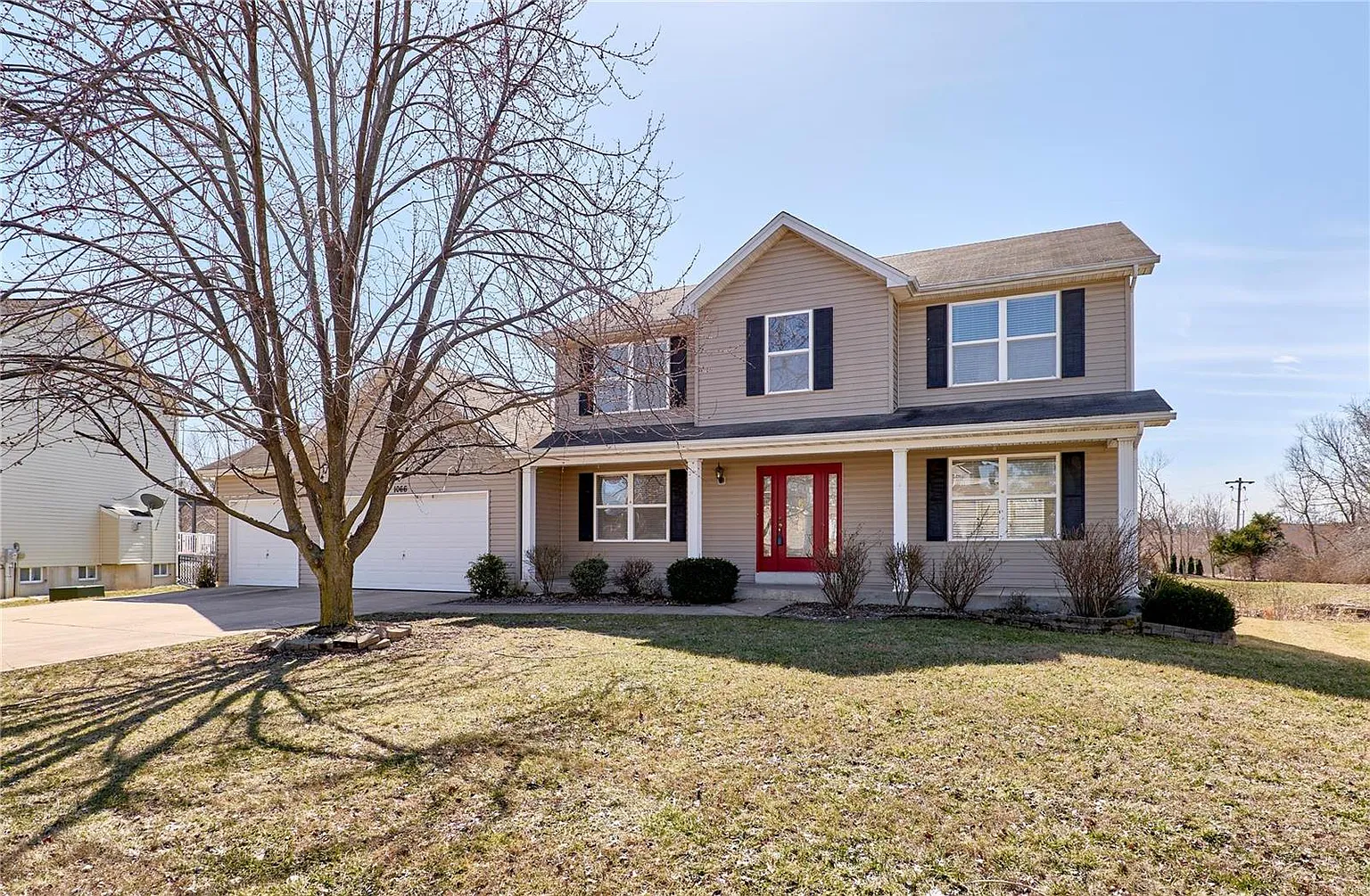 1066 Dardenne Woods Dr photo 1