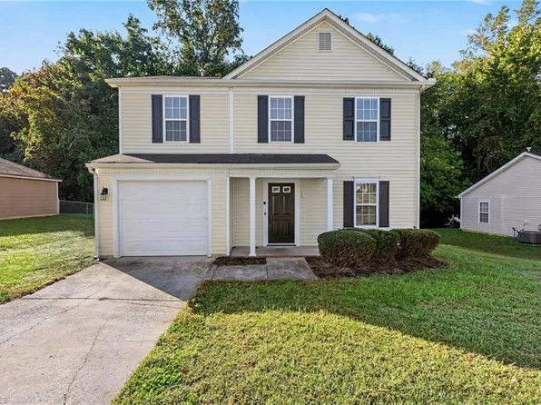 280 Northoaks Dr, Winston Salem, NC 27105