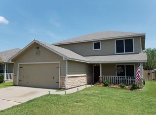 1582 Wildflower Dr, Waxahachie, TX 75165