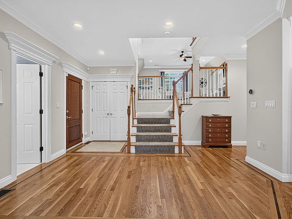 3rd image of 32 Bobby Jones Dr #32