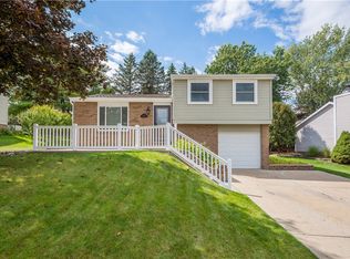 226 Briar Path, Imperial, PA 15126