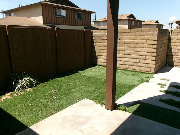 5th image of 15713 Blaine Ave #0