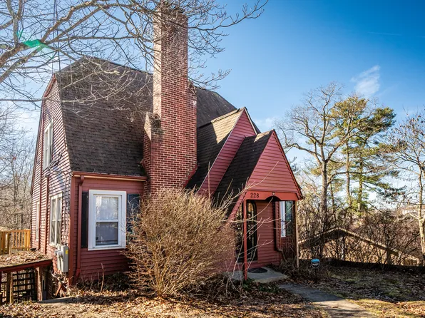 228 Crawford St #B, Beckley, WV 25801