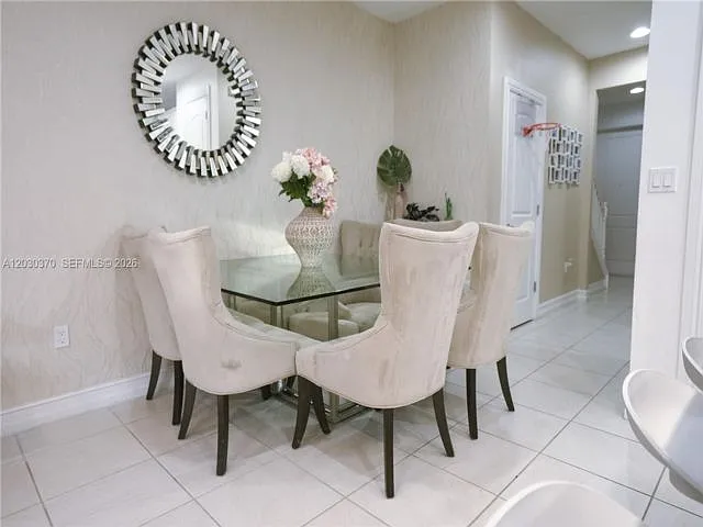 10111 Akenside Dr — Photo 17