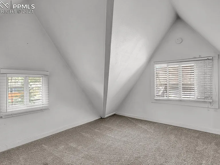 230 E San Miguel St — Photo 26