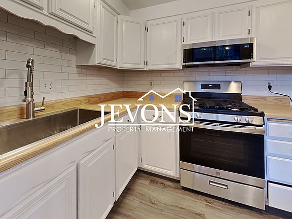4th image of 5915 106th Ave NE