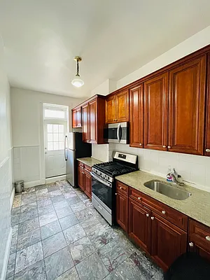 Rented by Pear NYC LLC | media 3