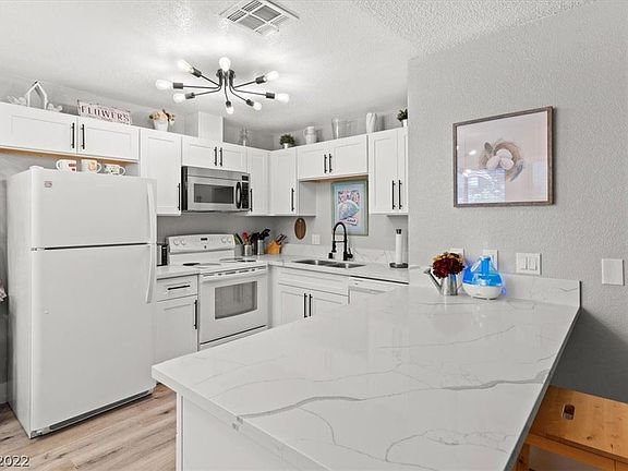 5th image of 944 Falconhead Ln Unit 101