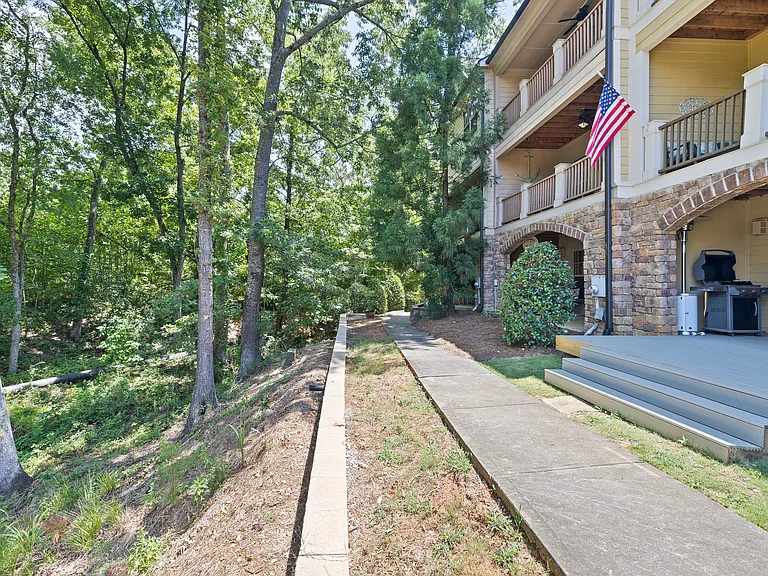 102 Mallard Dr #1A — Photo 62
