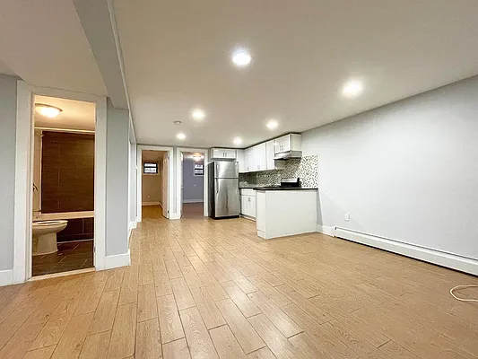 Rented by Yup Realty LLC | media 6