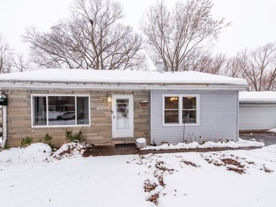 37114 N Shirley Dr, Gurnee, IL, 60031