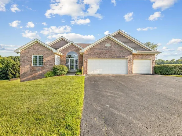 7227 Hawthorne Rdg, Roscoe, IL 61073