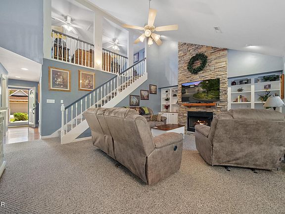 3rd image of 523 Apple View Way APT 409