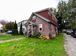89 Clinton Ave, Winslow, ME 04901