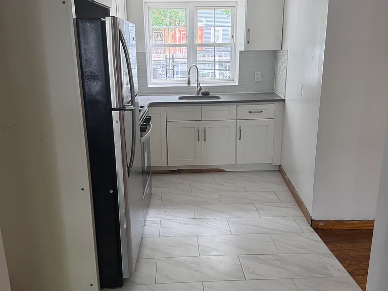 3232 N Chestnut Dr #1 — Photo 5