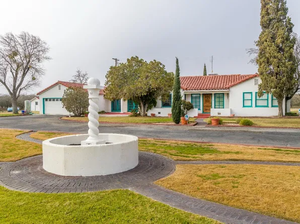 25035 W Central Ave, Tranquillity, CA 93668