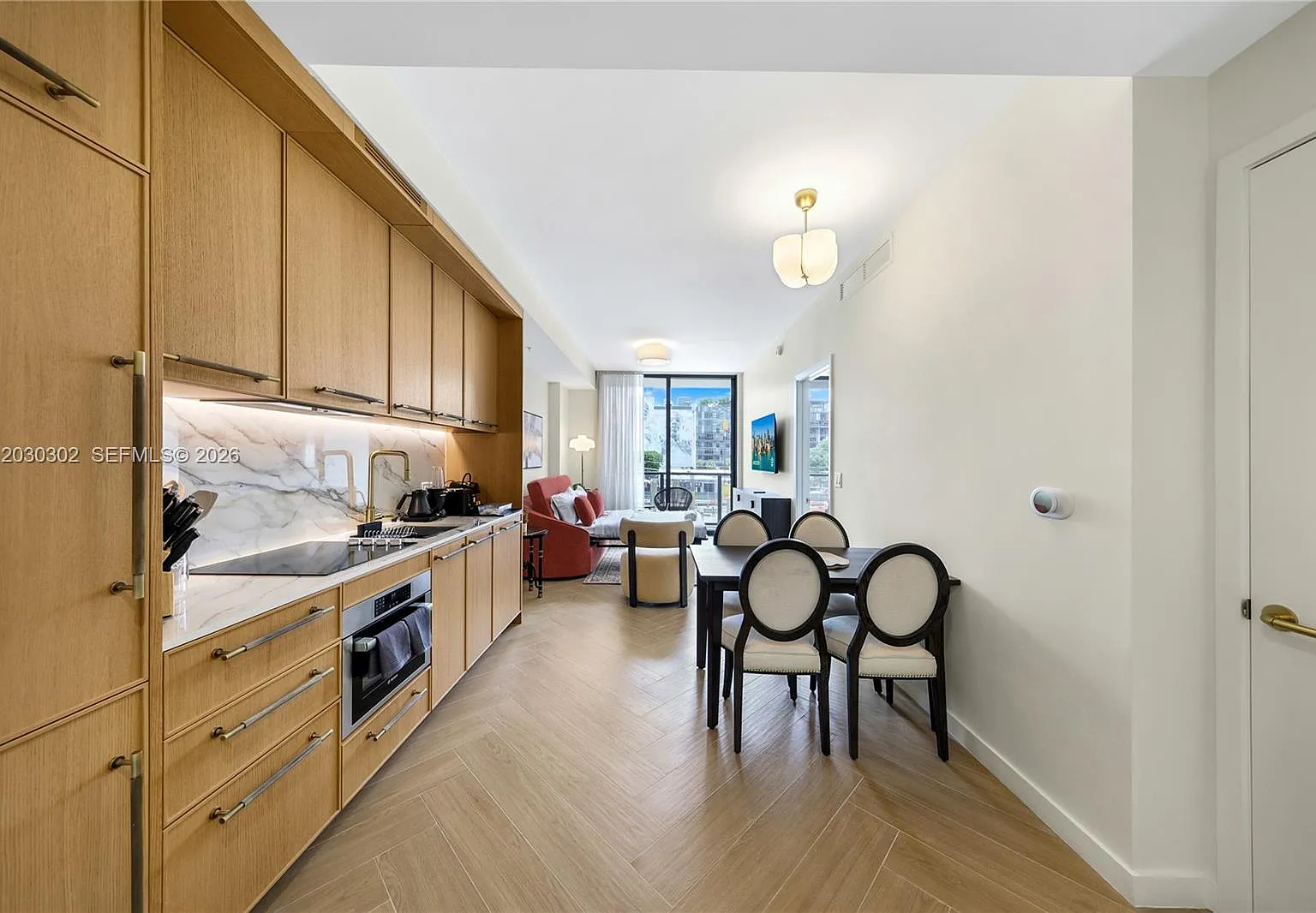 1 bed, 1.0 bath, $4,300 — Photo 2