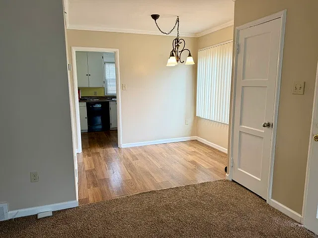 2 bed, 852 sqft, $1,975 — Photo 3