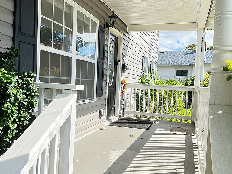 8202 Edwin Dr — Photo 1