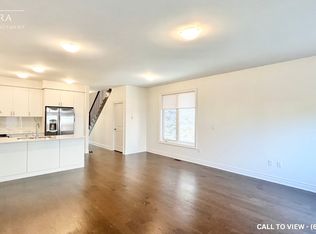 11 Terrain Ct, East Gwillimbury, ON L9N0T2