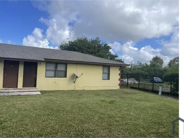 1027 NW 9th Ave, Florida City, FL