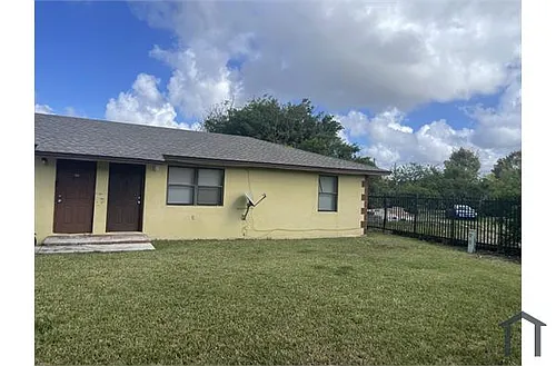 1027 NW 9th Ave Photo 1