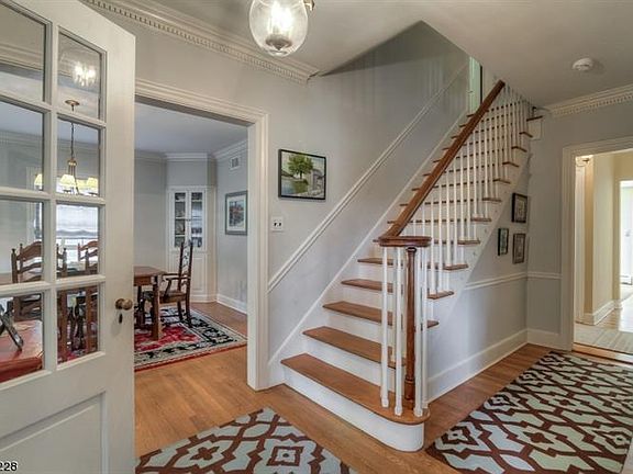 2nd image of 387 Lenox Ave