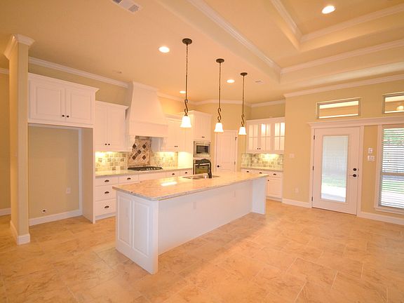 3rd image of 2102 Williams Glen Dr