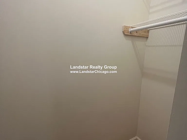 3848 W Ainslie St #2 — Photo 16