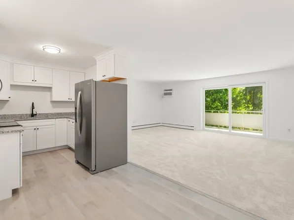 56 Jacqueline Rd APT 7, Waltham, MA 02452