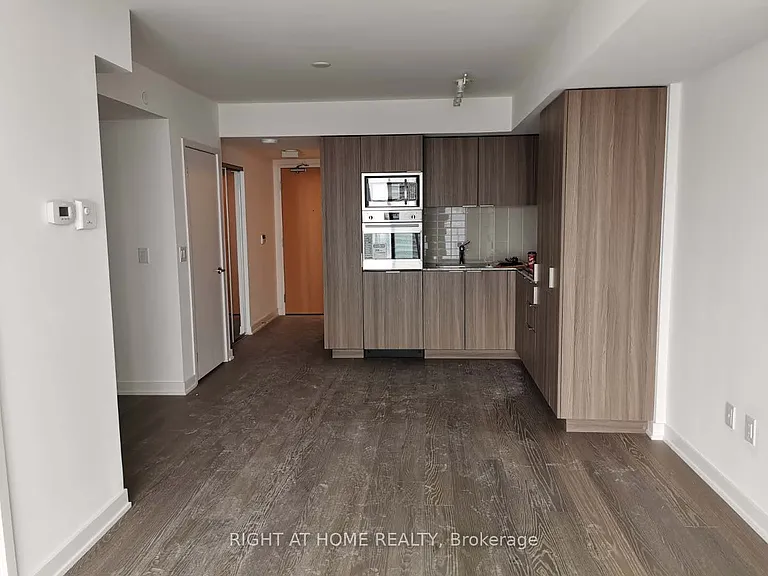 11 Wellesley St W #3504 — Photo 4