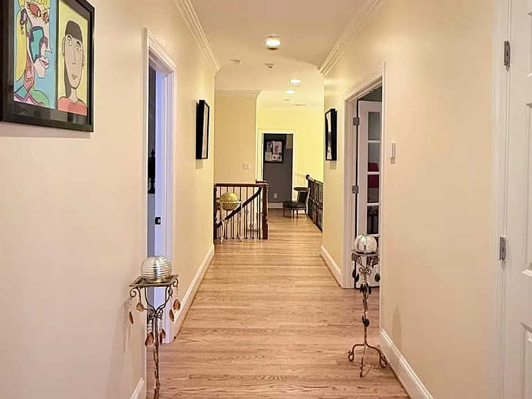 1216 Dorleath Ct — Photo 37