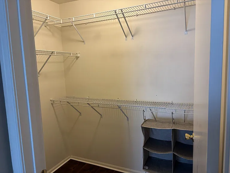 1002 Squirrel Rd — Photo 13