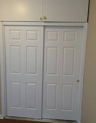 5th image of 3735 Crescent St APT 23