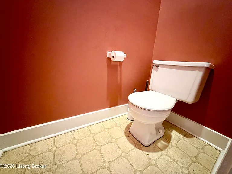 1039 E Breckinridge St #1 — Photo 9