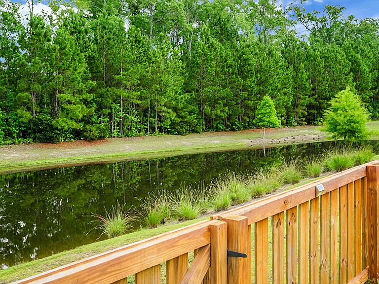 210 Daniels Creek Cir — Photo 29