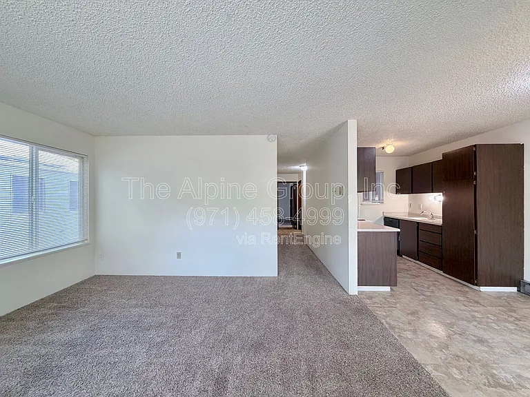 13325 SW 17th St — Photo 3