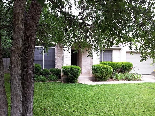 Pleasant Setting in Quiet Neighborhood