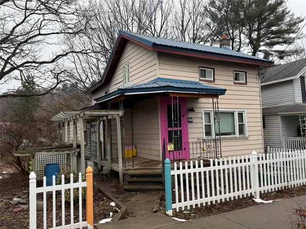 105 Chestnut St, Owego, NY 13827