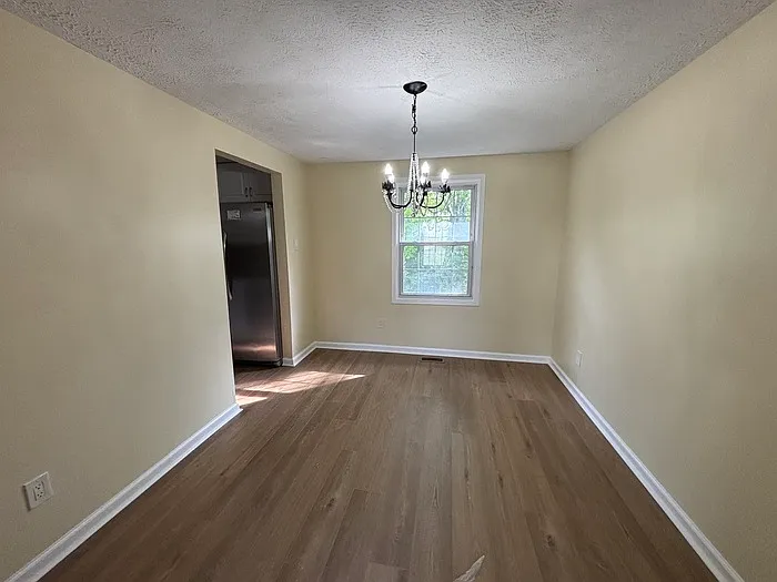 99 Big Stone Ct — Photo 4