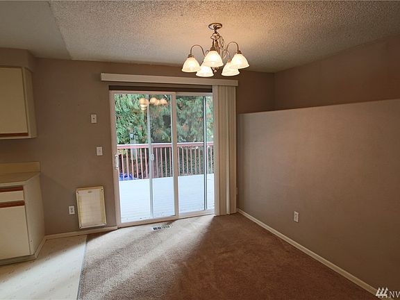 5th image of 2710 Maple Hills Dr SE