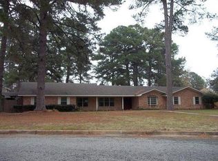 41 Rambling Rd, Longview, TX 75604