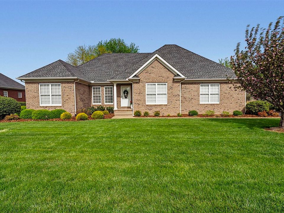 1st image of 805 Hardwoods Dr