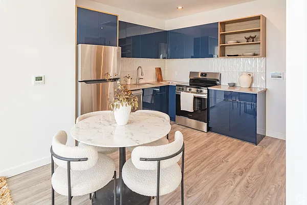 Rented by Mishkan Group | media 73