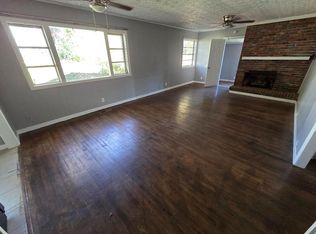 101 Tucker Rd, Oak Ridge, TN 37830