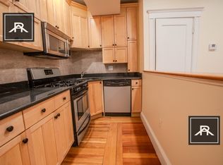 193 Winthrop Rd #6, Brookline, MA 02445