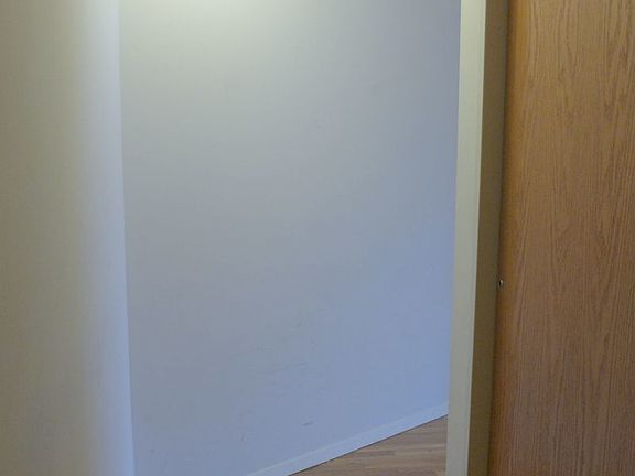 4th image of 241 E 86th St APT 12F
