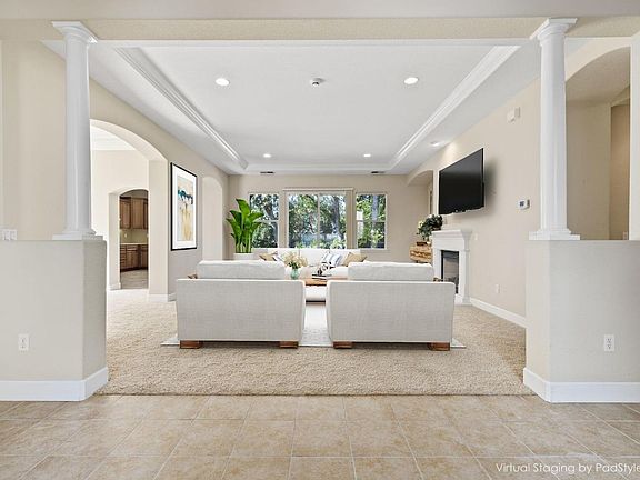5th image of 9221 Oak Trail Circle